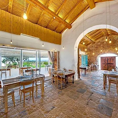 Masseria Samenti Hotel 5*